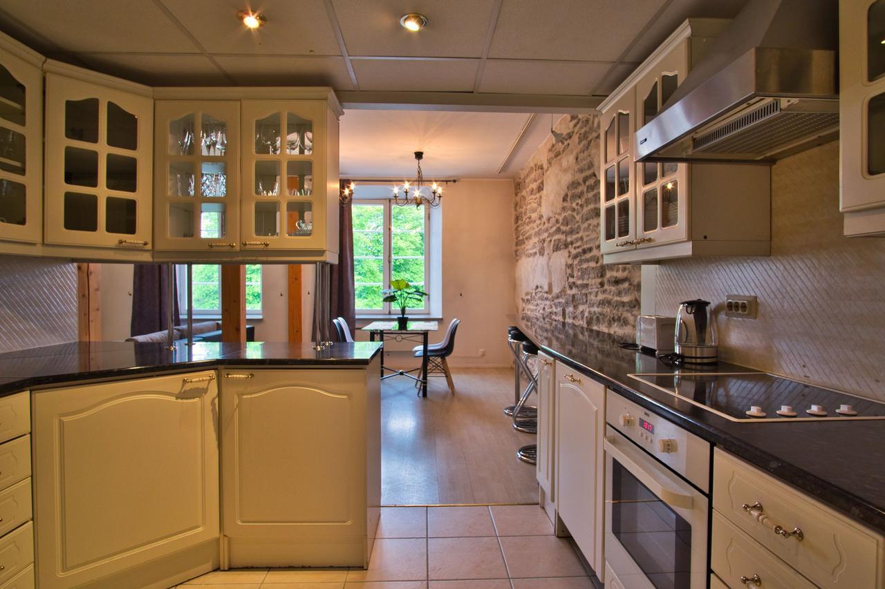 Dream Stay - Old Town Church View Apartment With Sauna ทาลลินน์ ภายนอก รูปภาพ